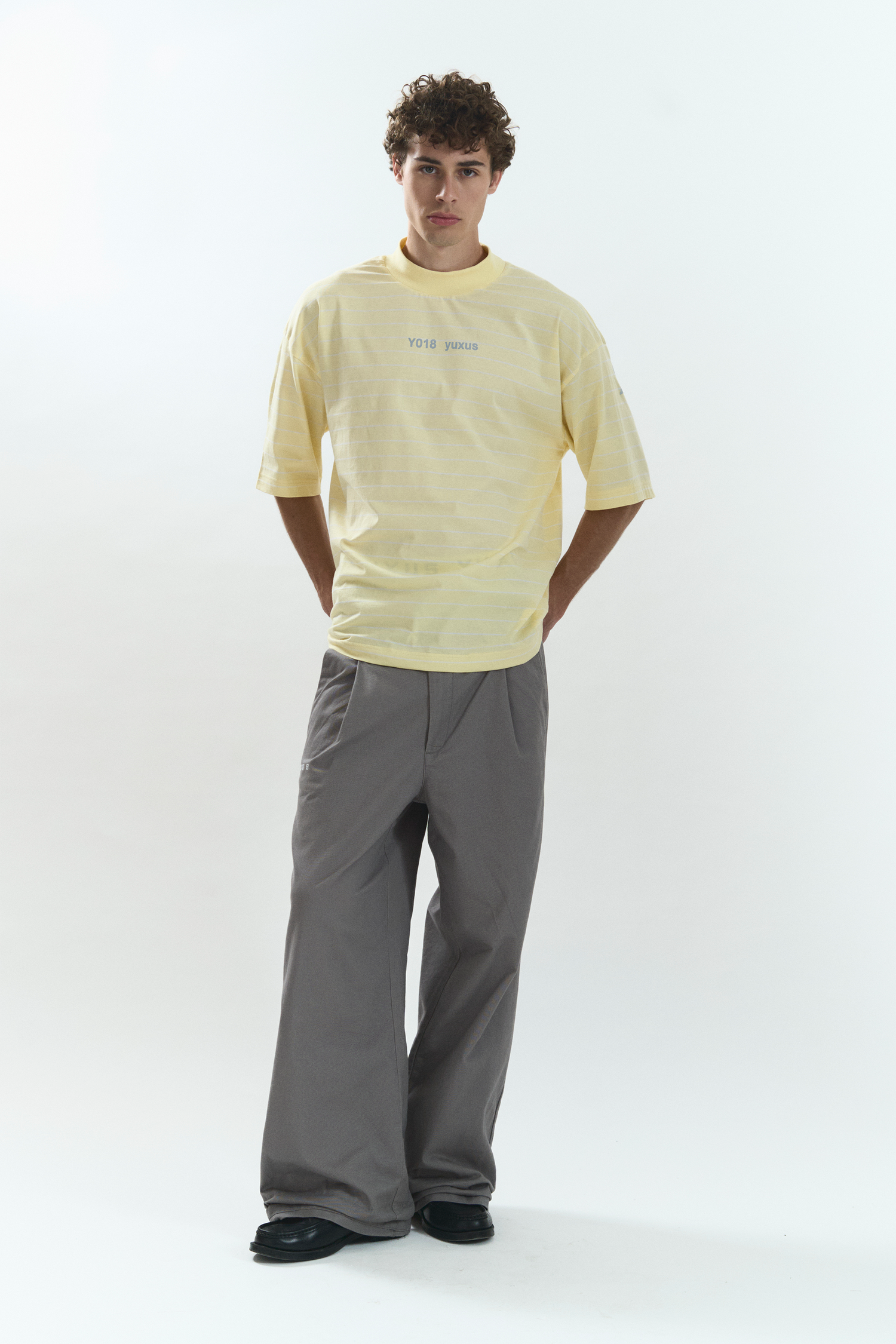 KIND "LOWERCASE" T-SHIRT YELLOW