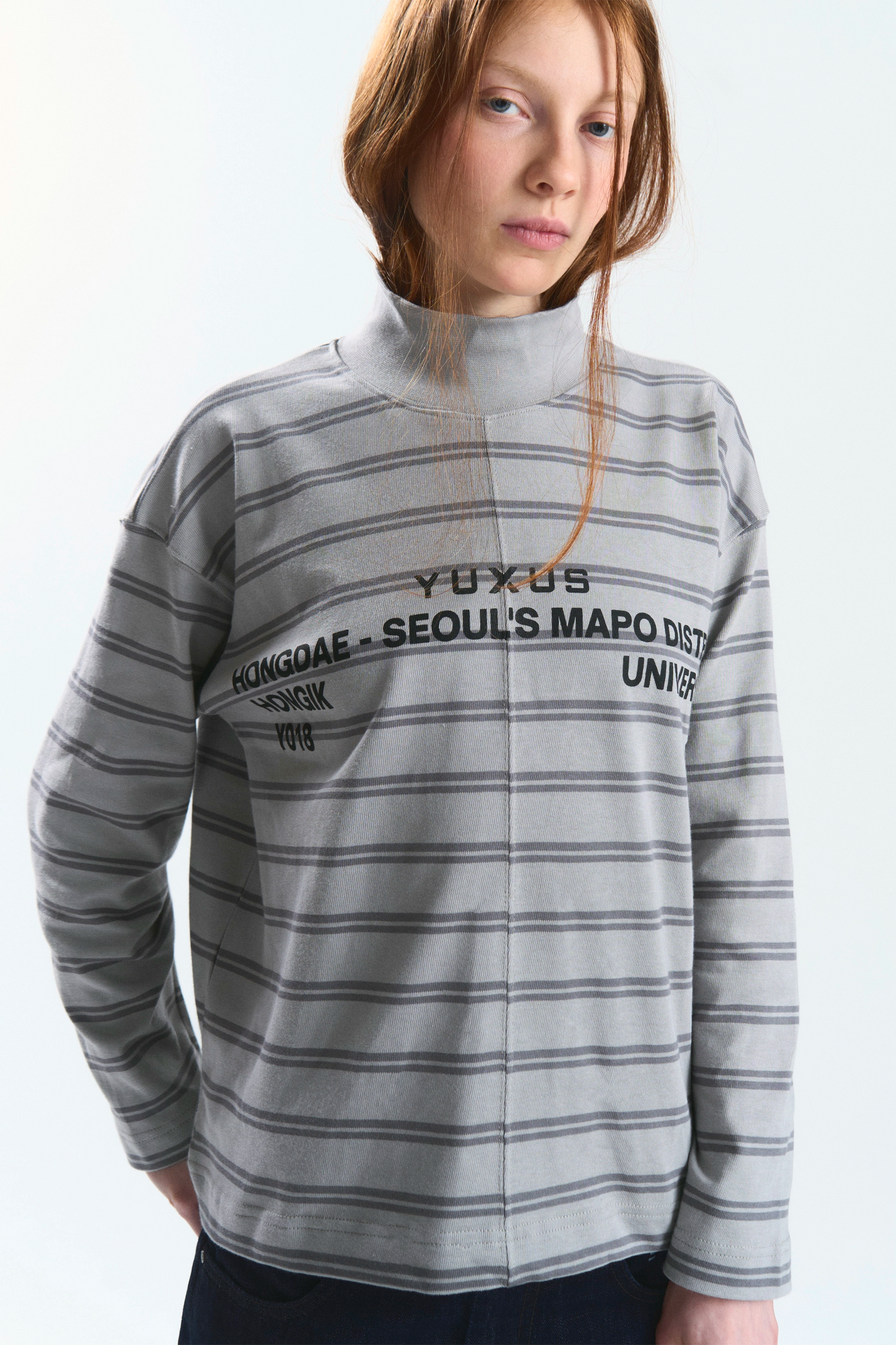 GLOSSY "HONGDAE" LONGSLEEVE
