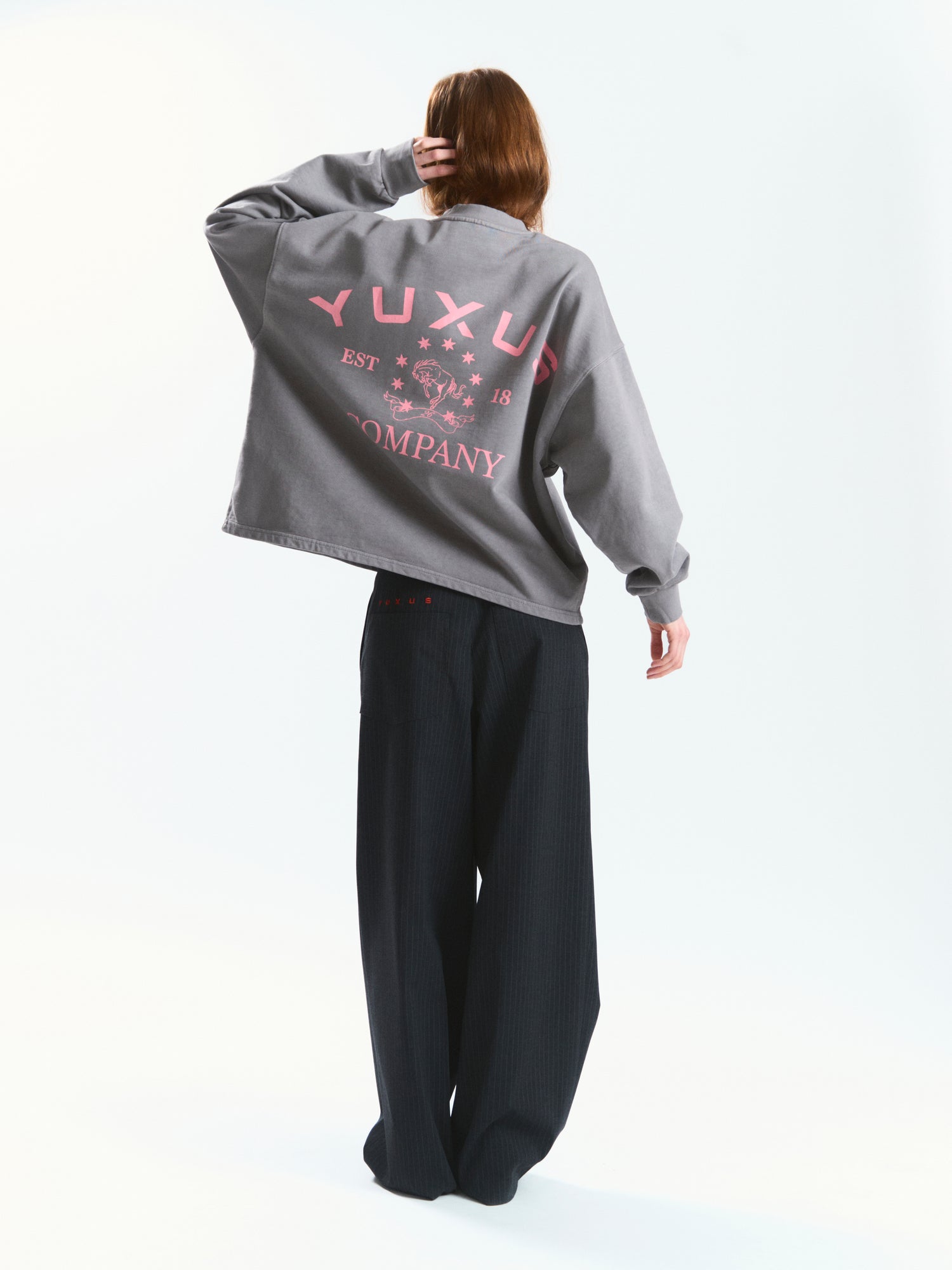 NYRA "SS26" CREWNECK