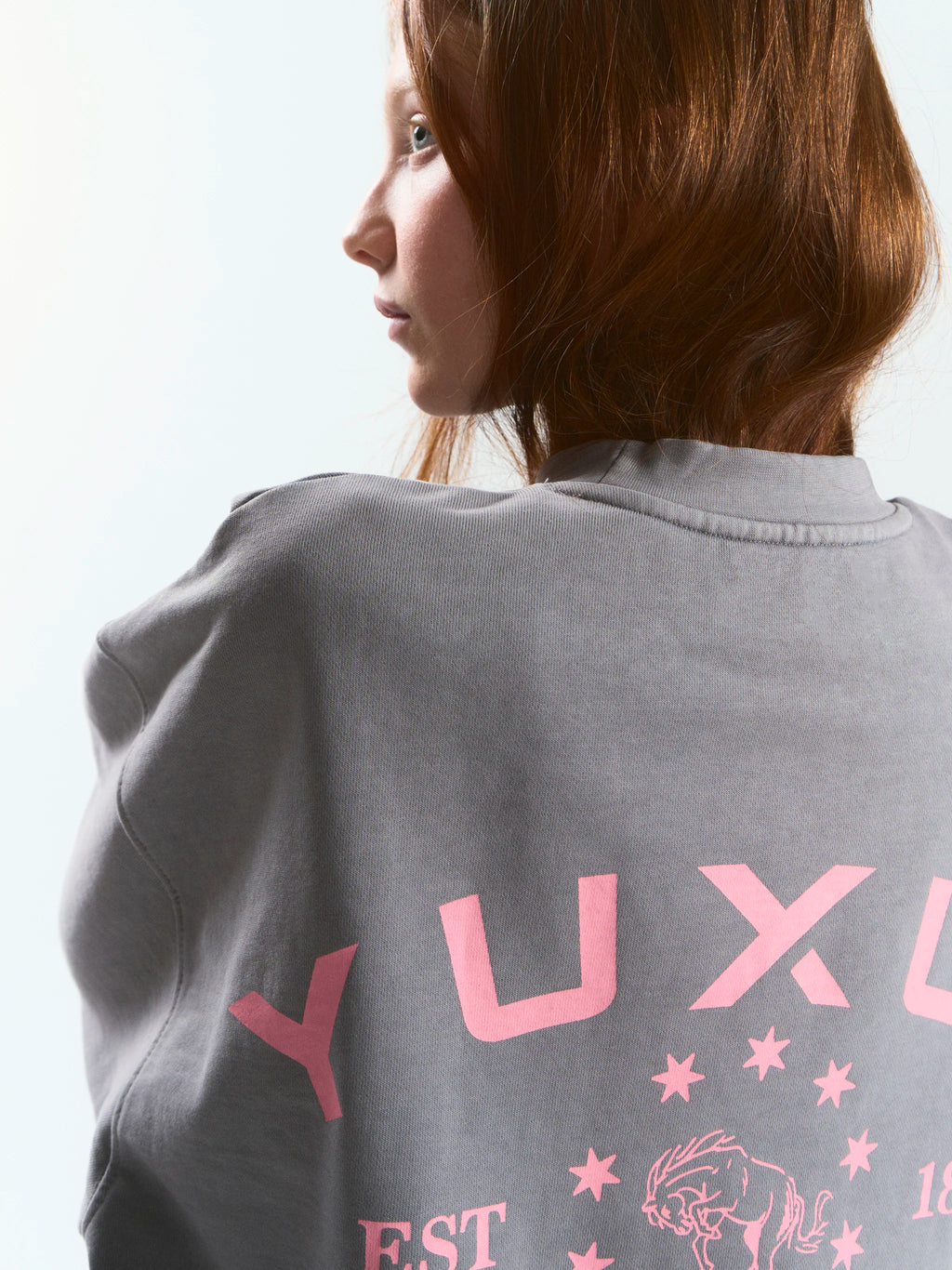 NYRA "SS26" CREWNECK