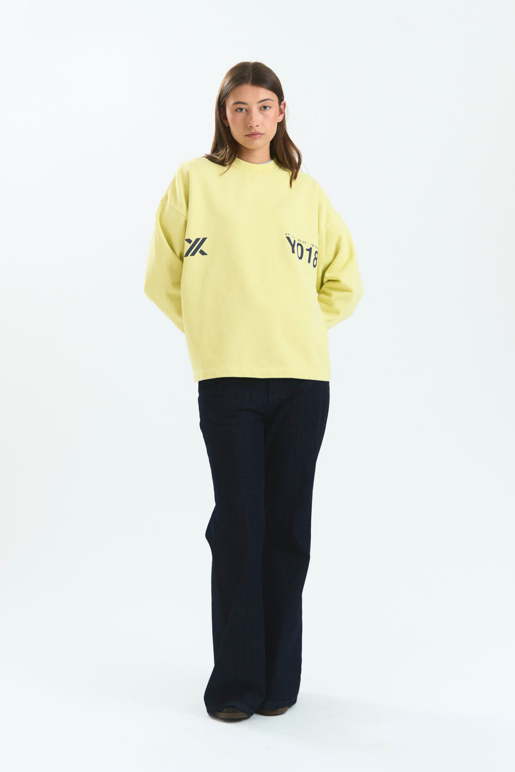 CANDLE "HONGDAE" CREWNECK