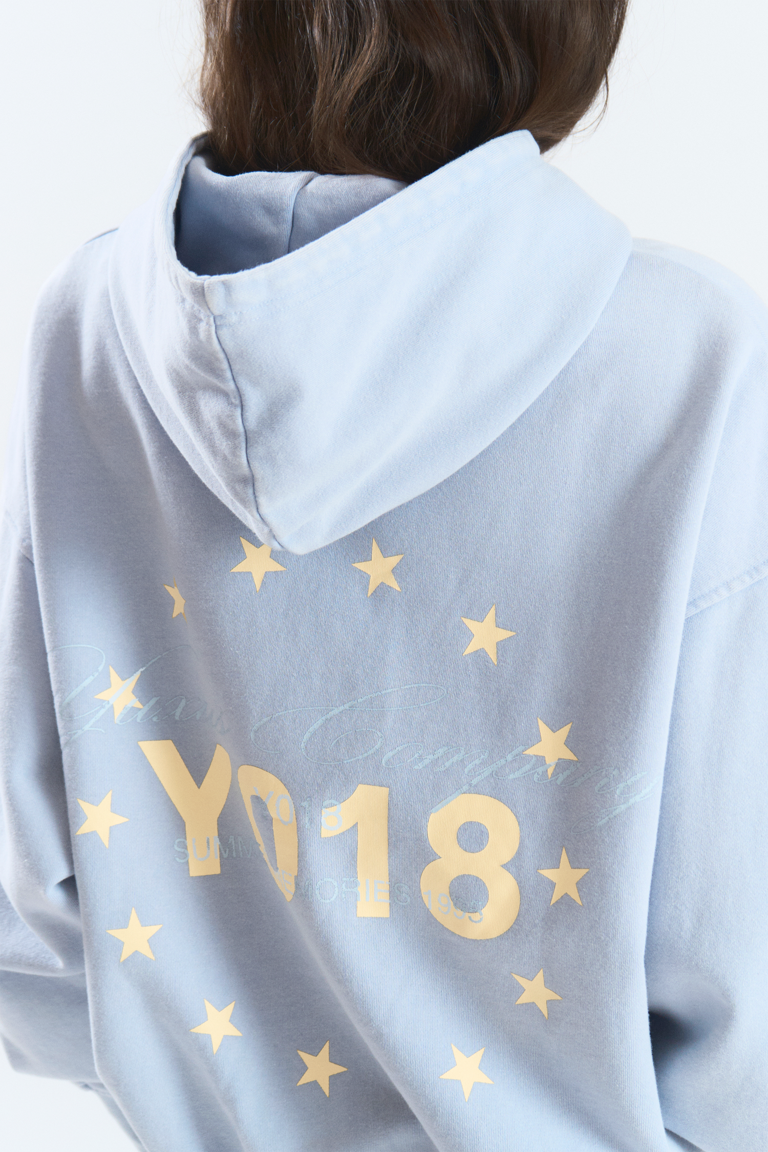 FLOW "MEMORIES" HOODIE LIGHT BLUE