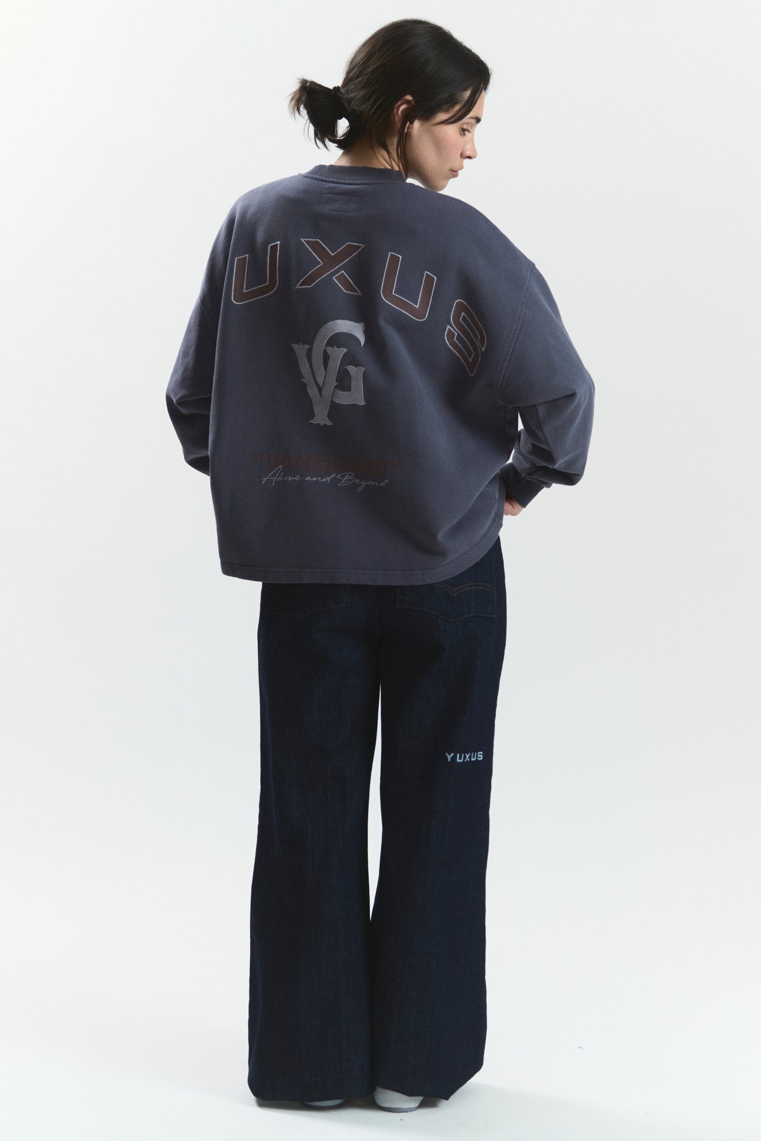 WHEEL "VANGUARD" CREWNECK