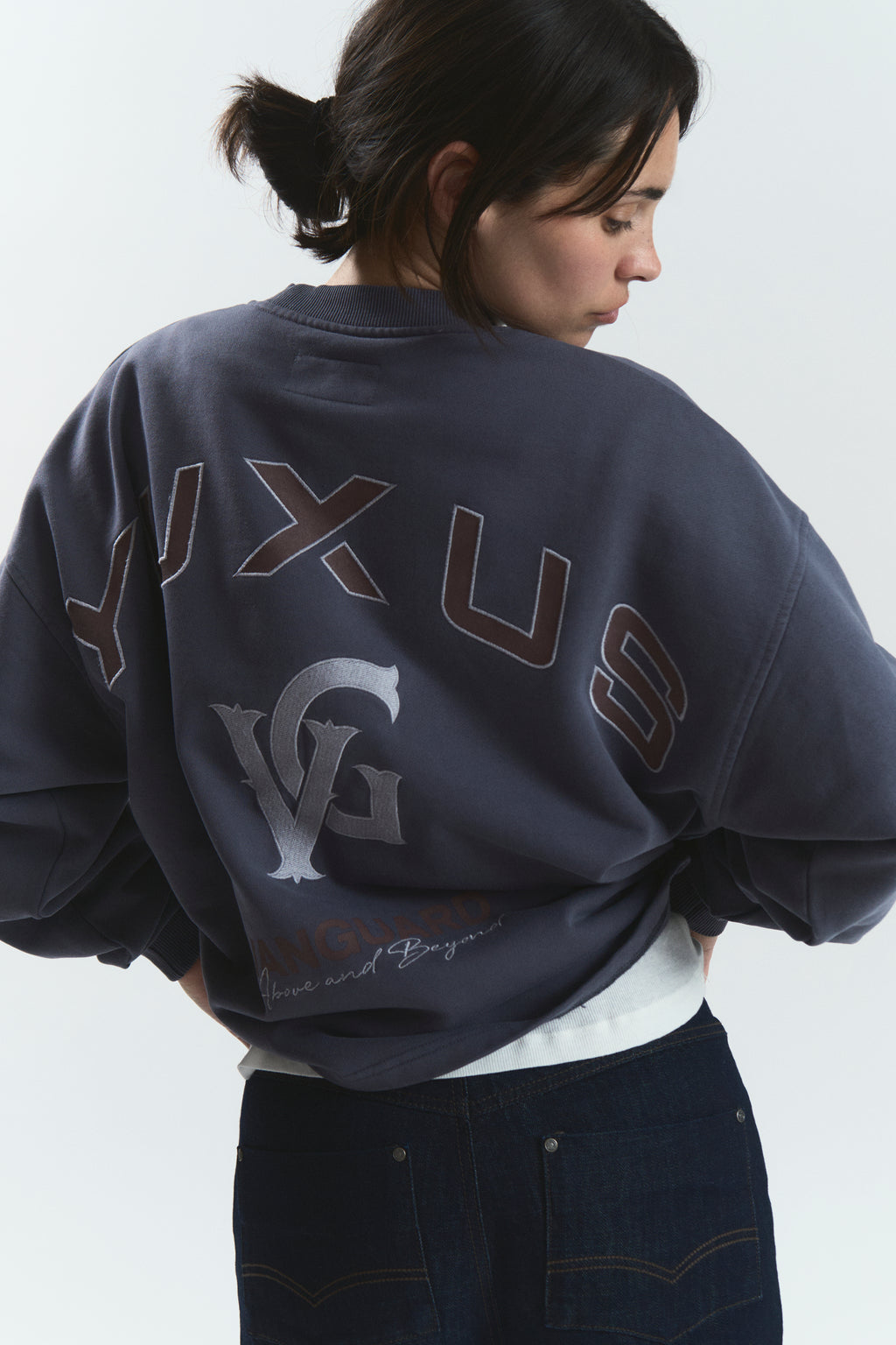 WHEEL "VANGUARD" CREWNECK