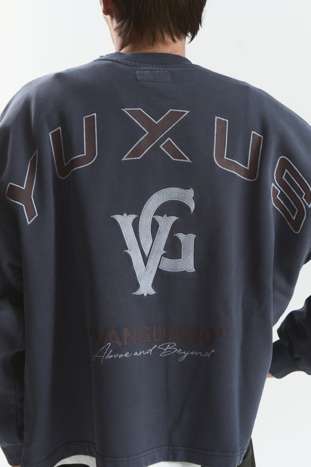 WHEEL "VANGUARD" CREWNECK