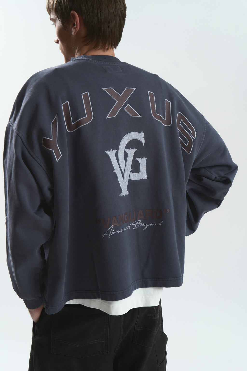 WHEEL "VANGUARD" CREWNECK