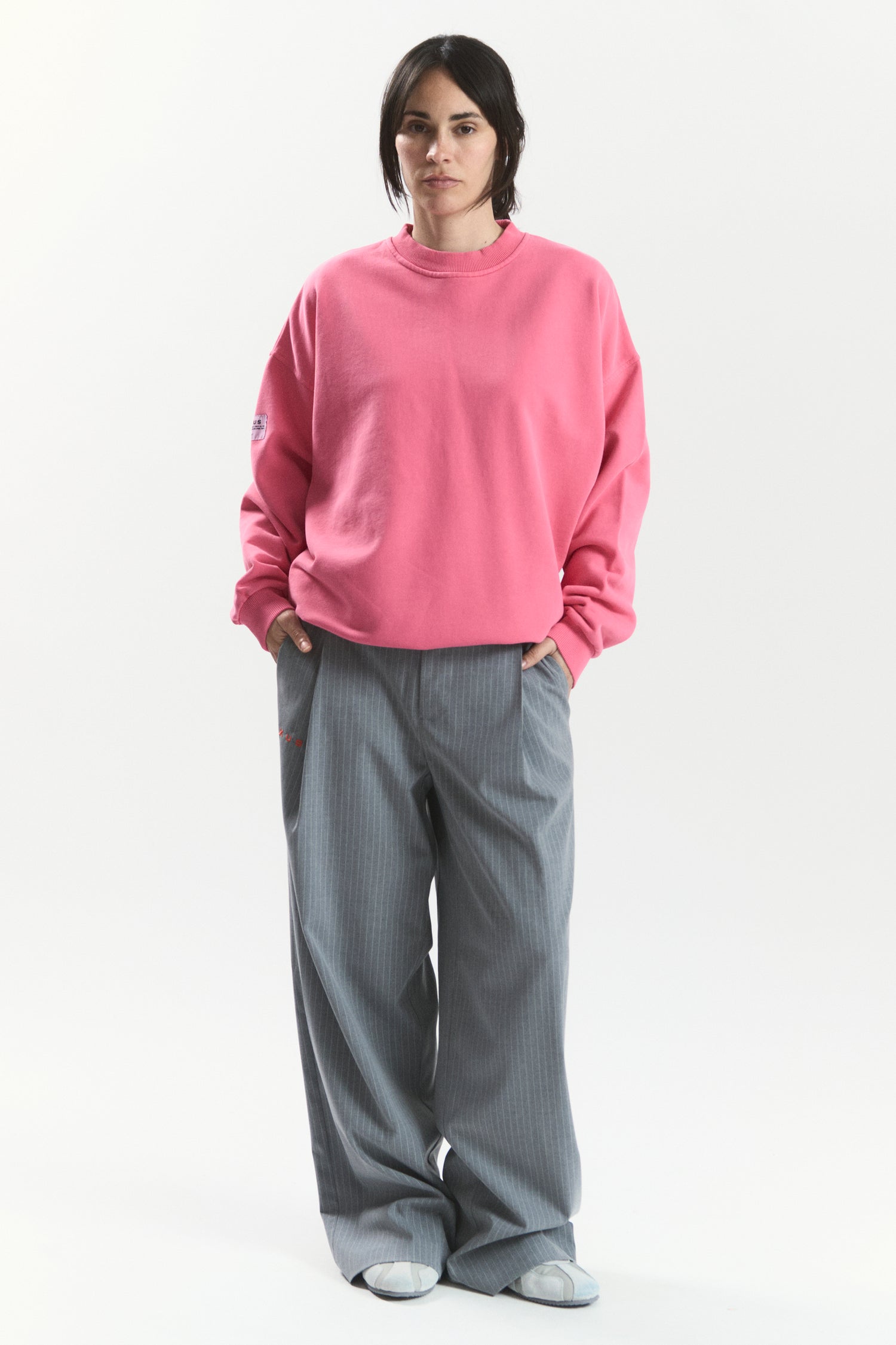 ROSE "VANGUARD" CREWNECK