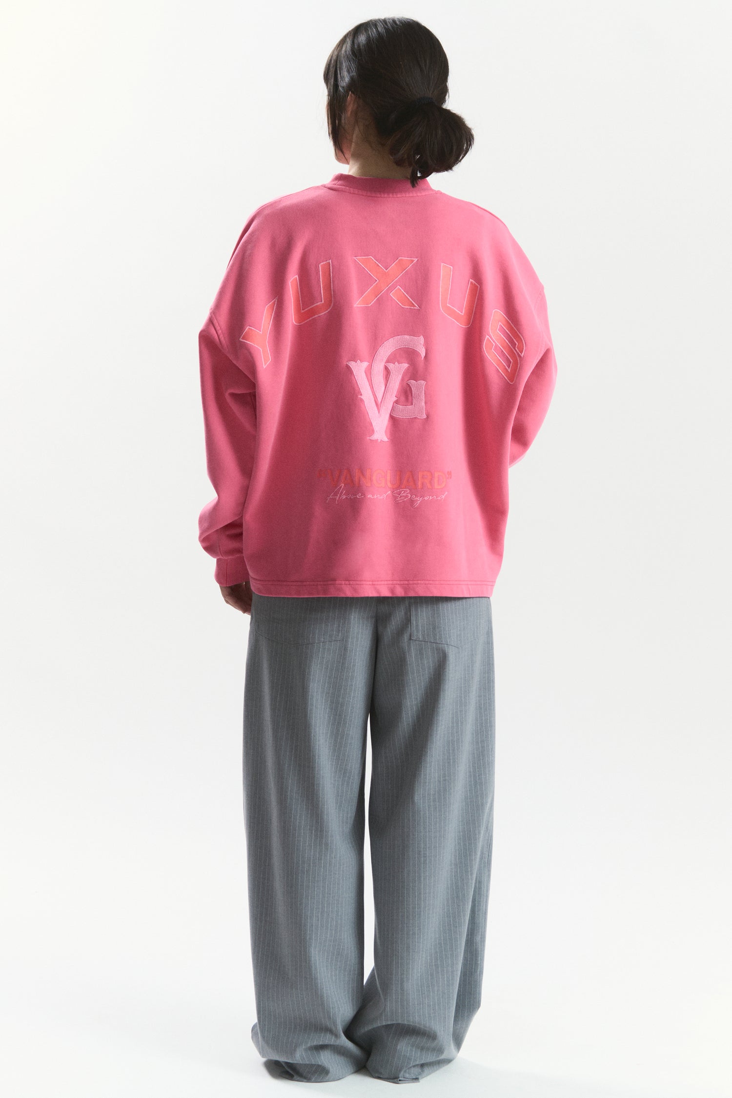 ROSE "VANGUARD" CREWNECK