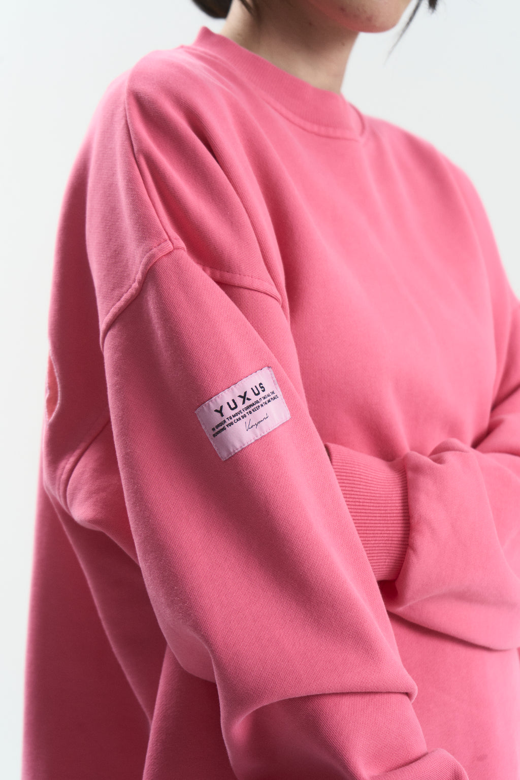 ROSE "VANGUARD" CREWNECK