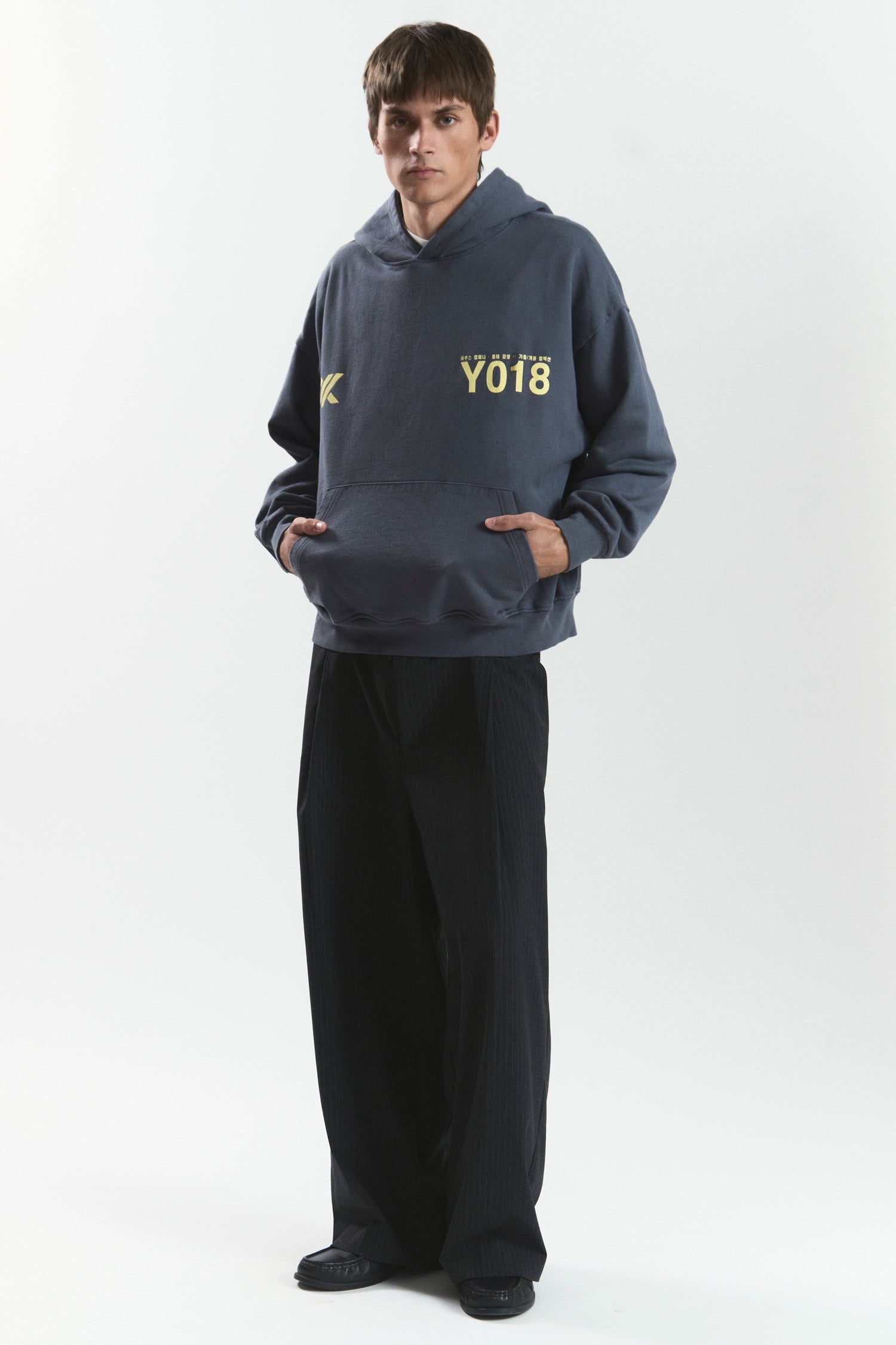 TONE "HONGDAE" HOODIE