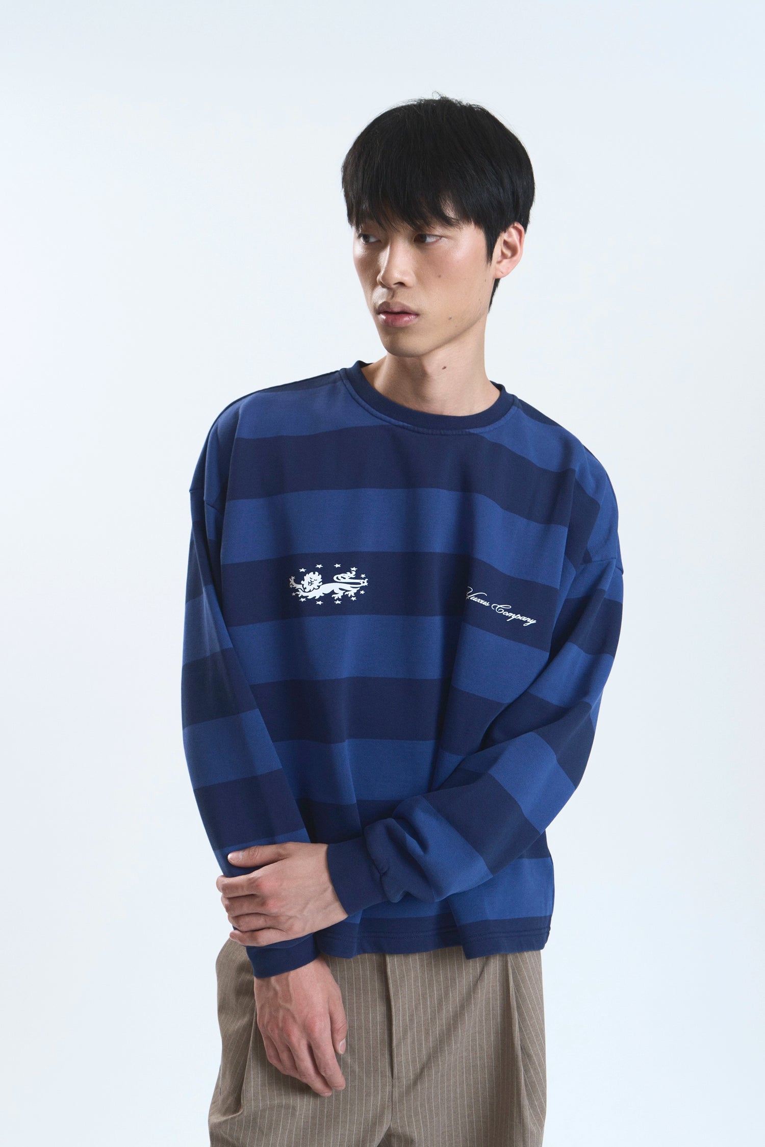 AETH "MEMORIES" CREWNECK NAVY