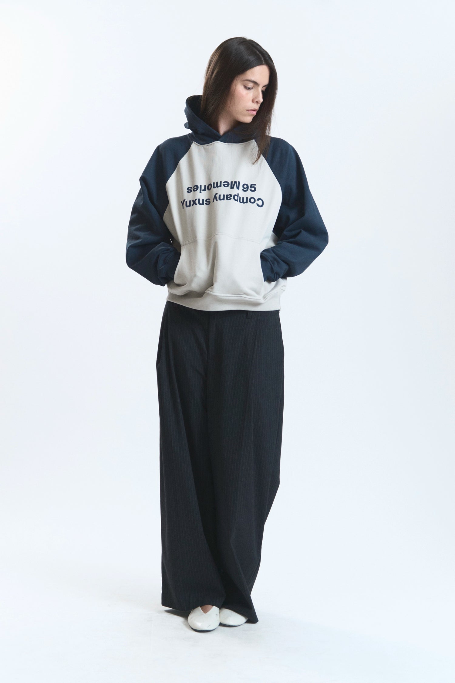 VELAR "MEMORIES" HOODIE WHITE