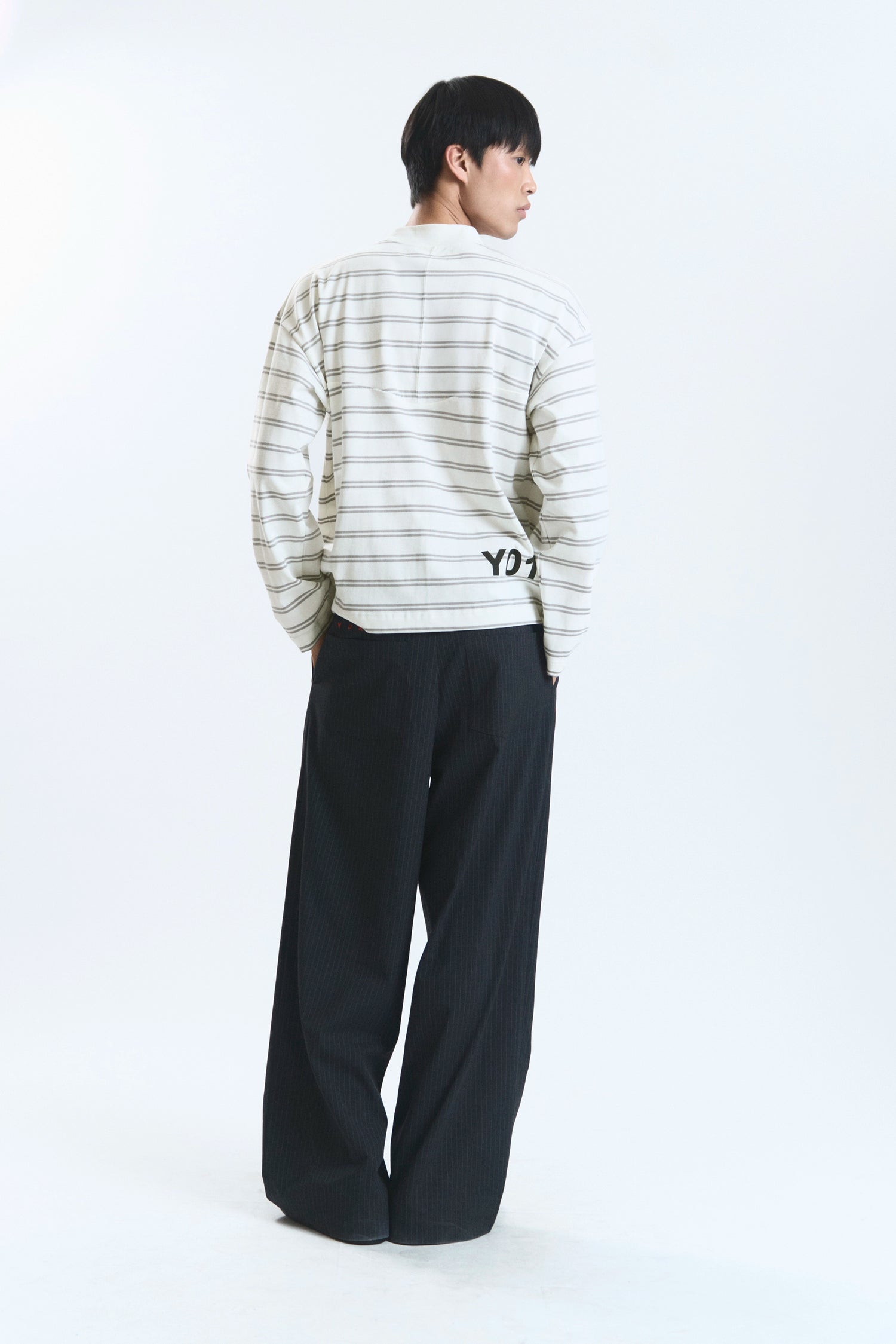 CRATER "HONGDAE" LONGSLEEVE WHITE
