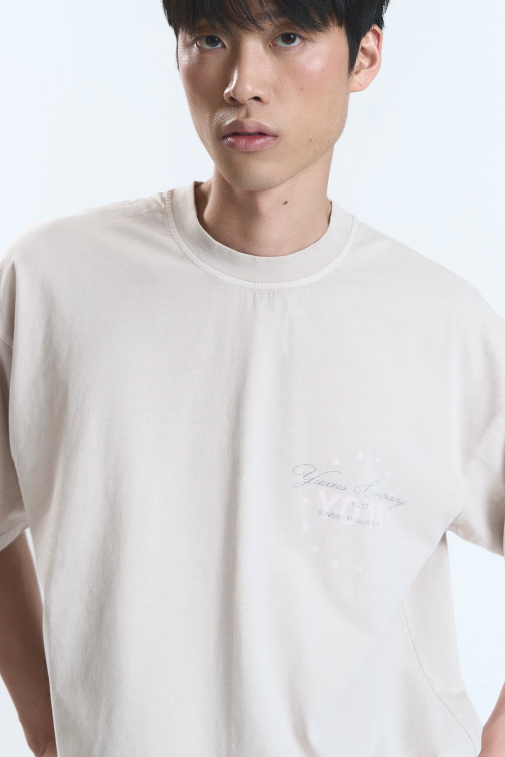 GRAIN "MEMORIES" T-SHIRT LIGHT GREY