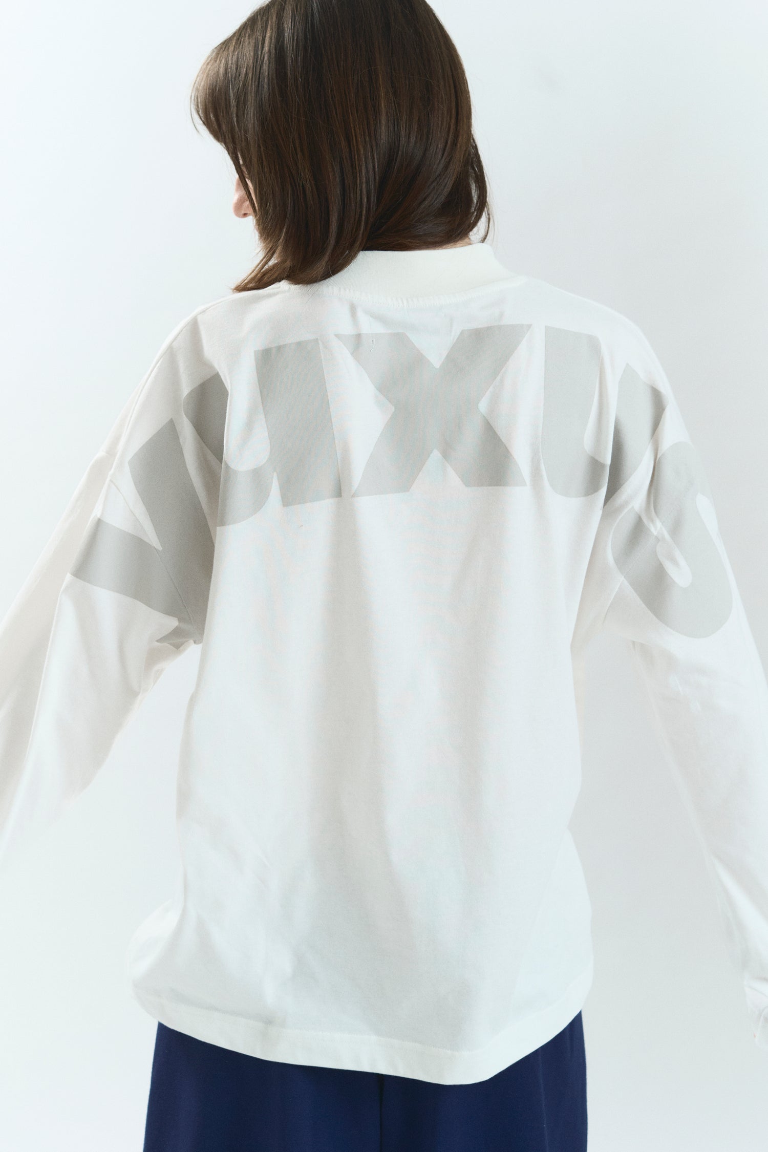 SURFACE "LOWERCASE" LONGSLEEVE WHITE