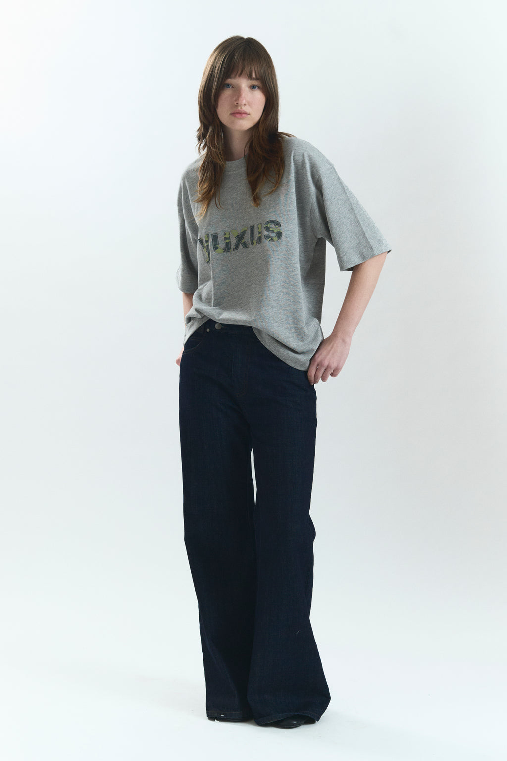 SMOKE "LOWERCASE" T-SHIRT GREY
