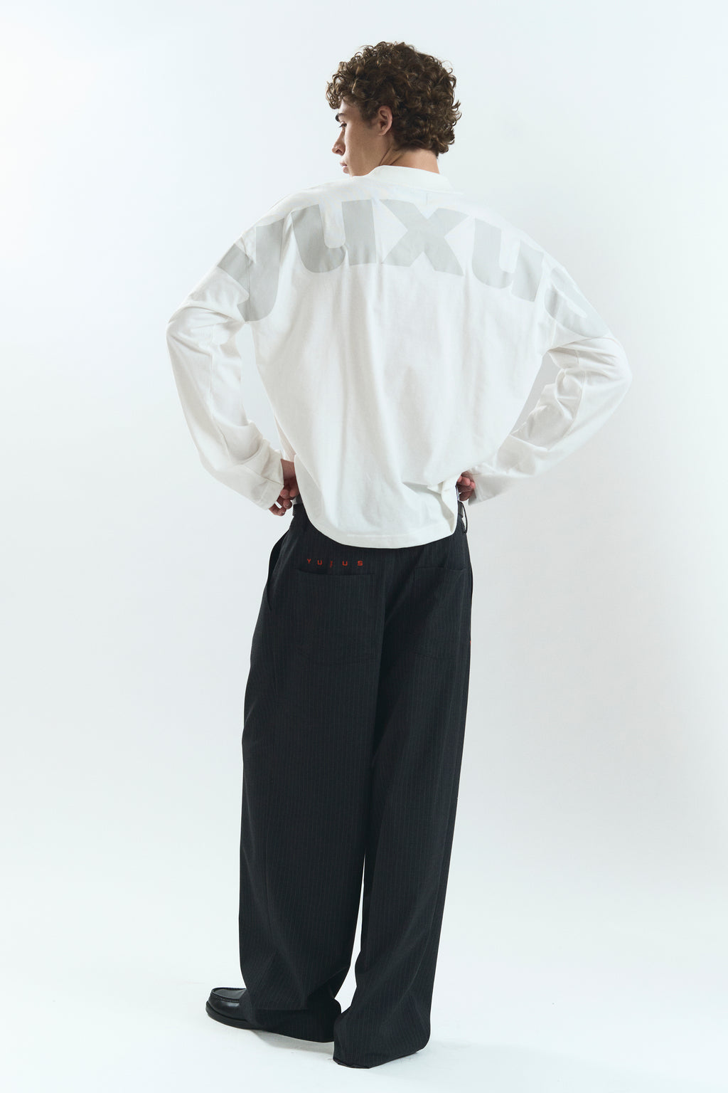 SURFACE "LOWERCASE" LONGSLEEVE WHITE