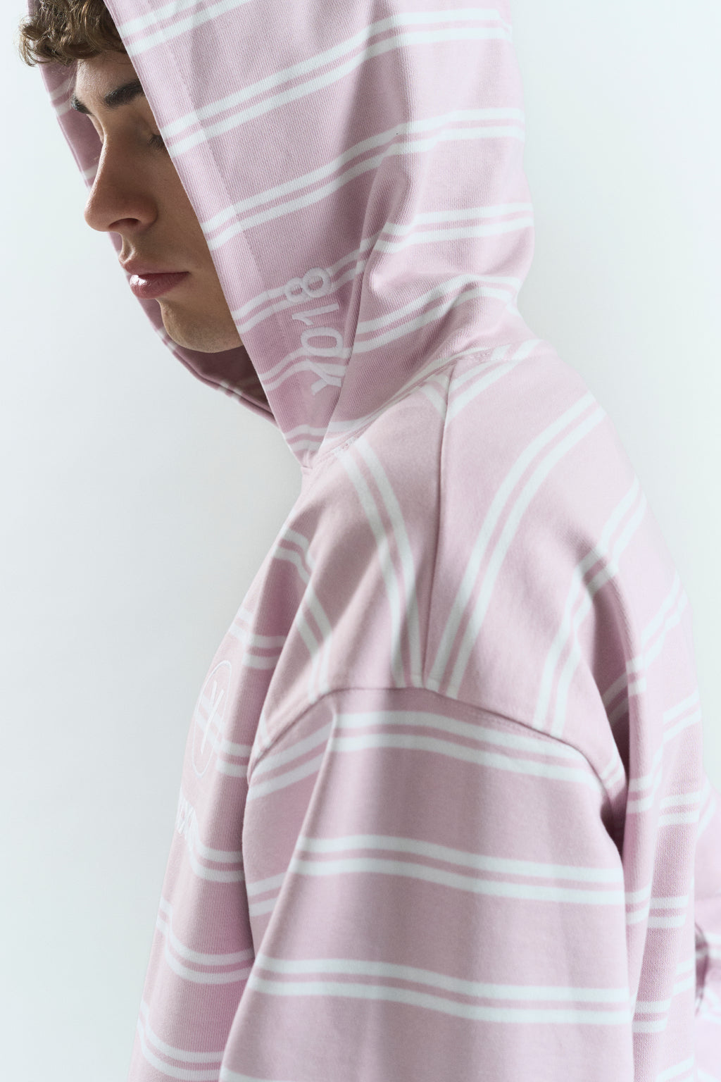 SKIN "LOWERCASE" HOODIE PINK