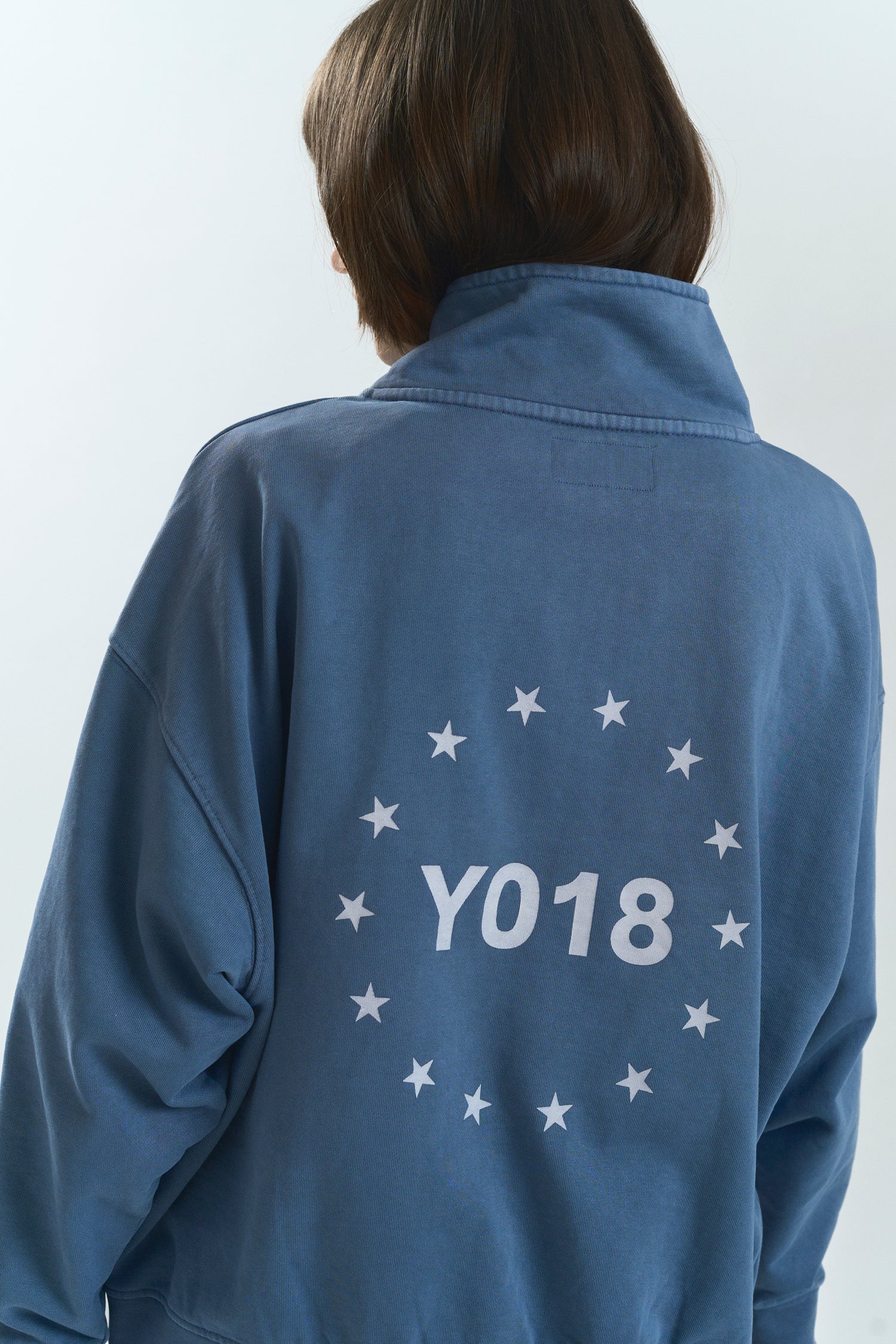 NEBUL"LOWERCASE" HALF ZIP BLUE