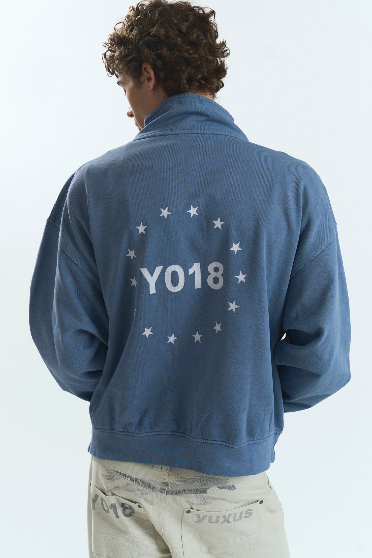 NEBUL"LOWERCASE" HALF ZIP BLUE