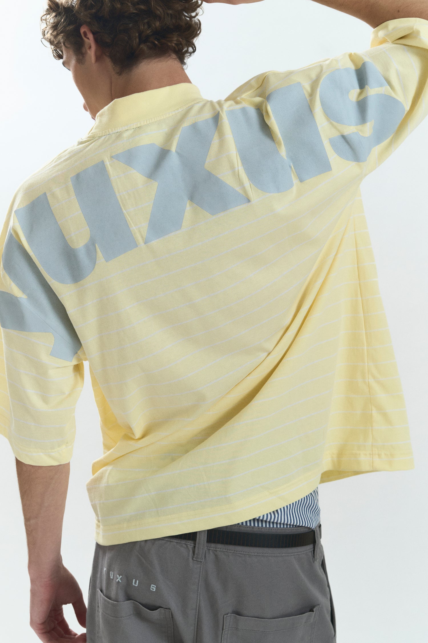 KIND "LOWERCASE" T-SHIRT YELLOW