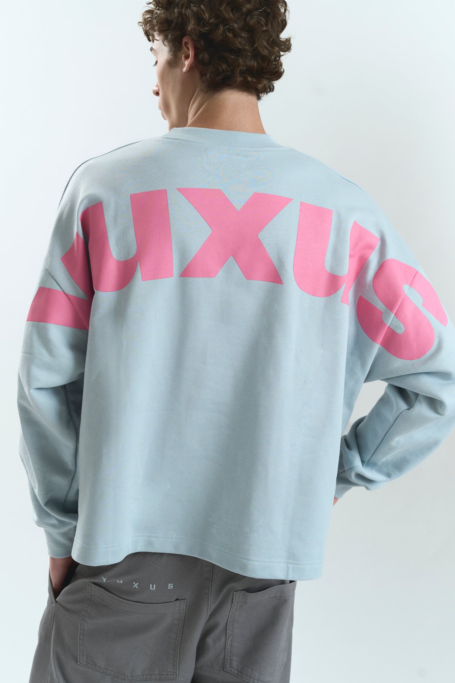 TANG "LOWERCASE" CREWNECK LIGHT BLUE