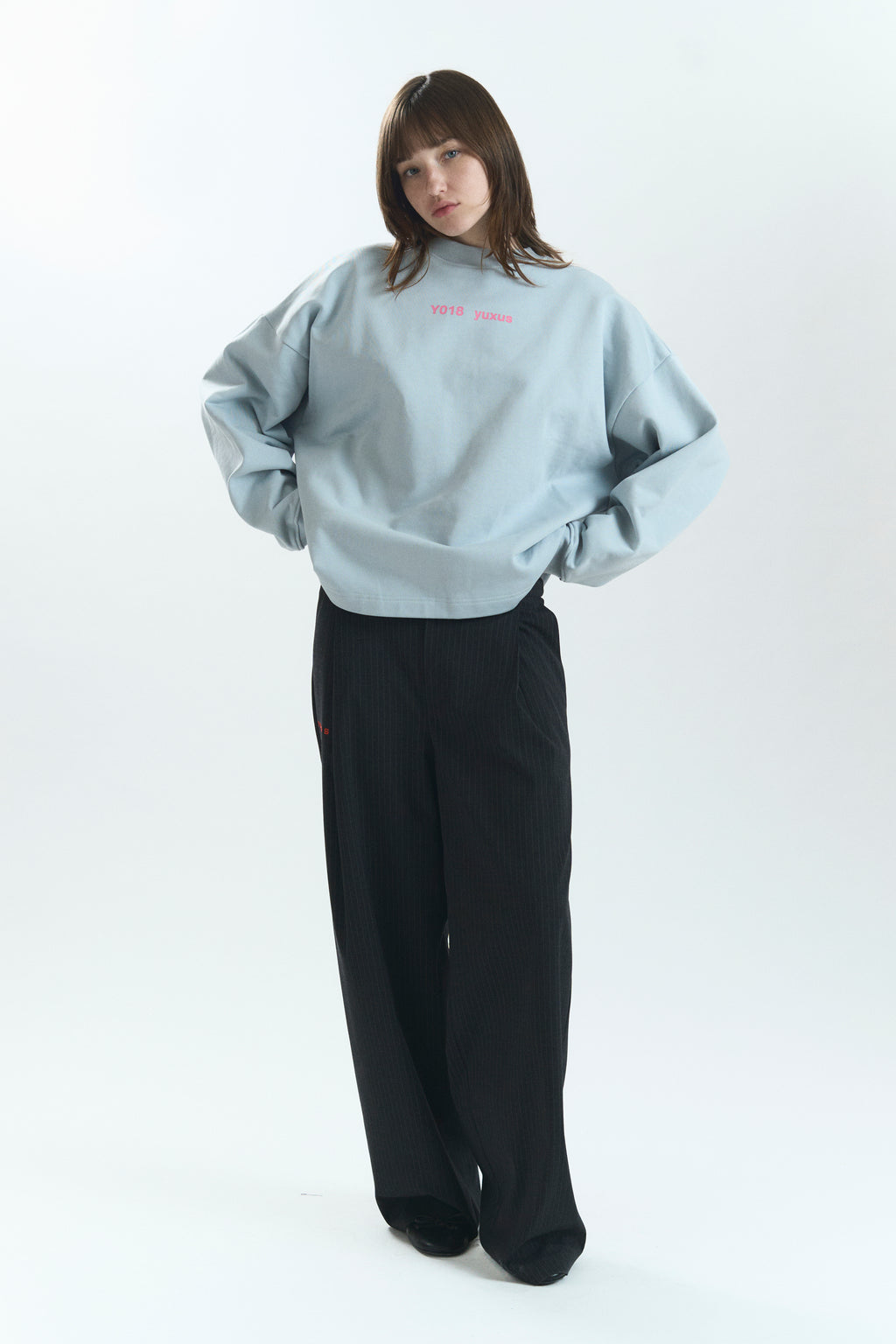 TANG "LOWERCASE" CREWNECK LIGHT BLUE