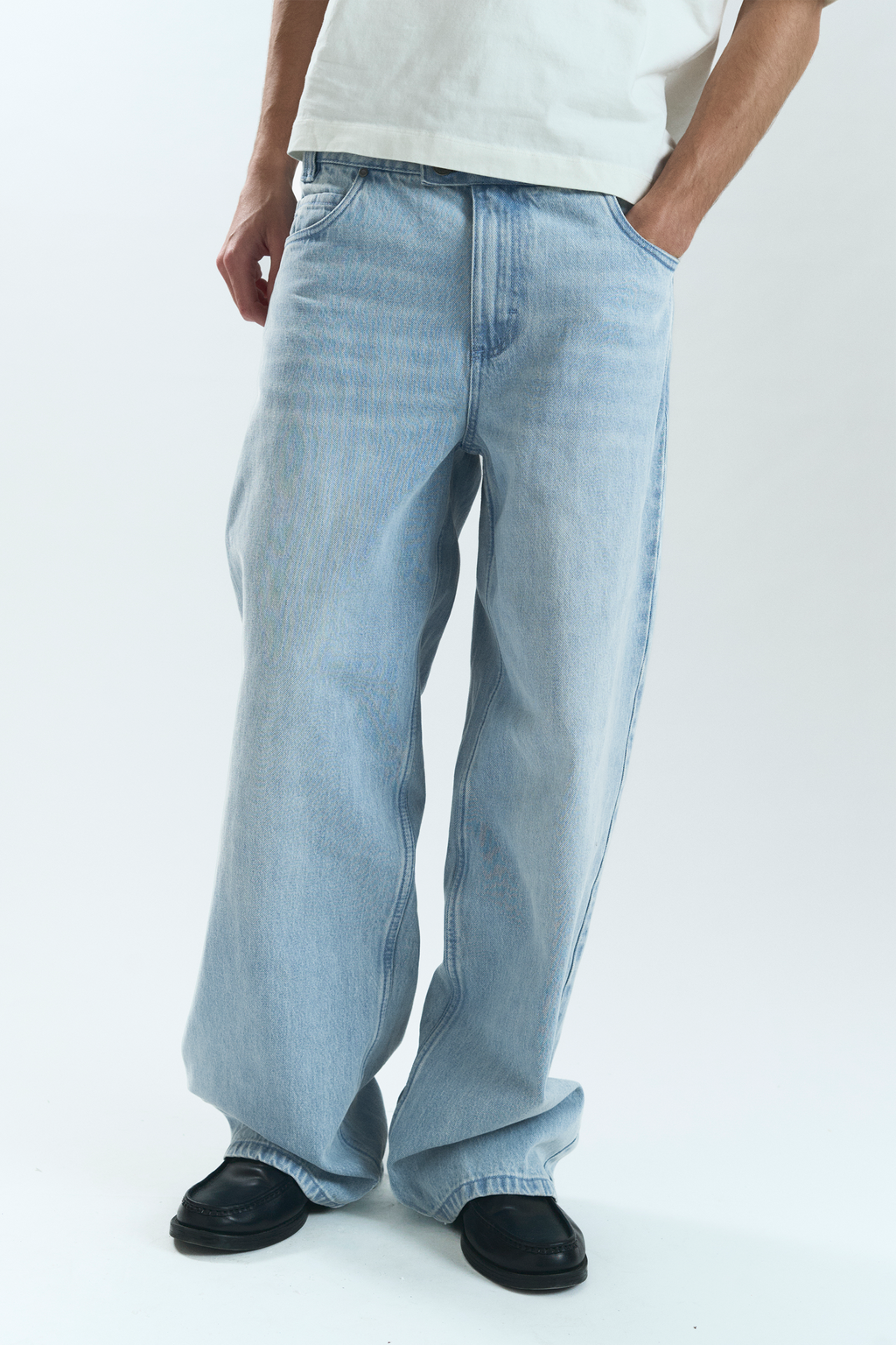 AERO "HONGDAE" JEANS