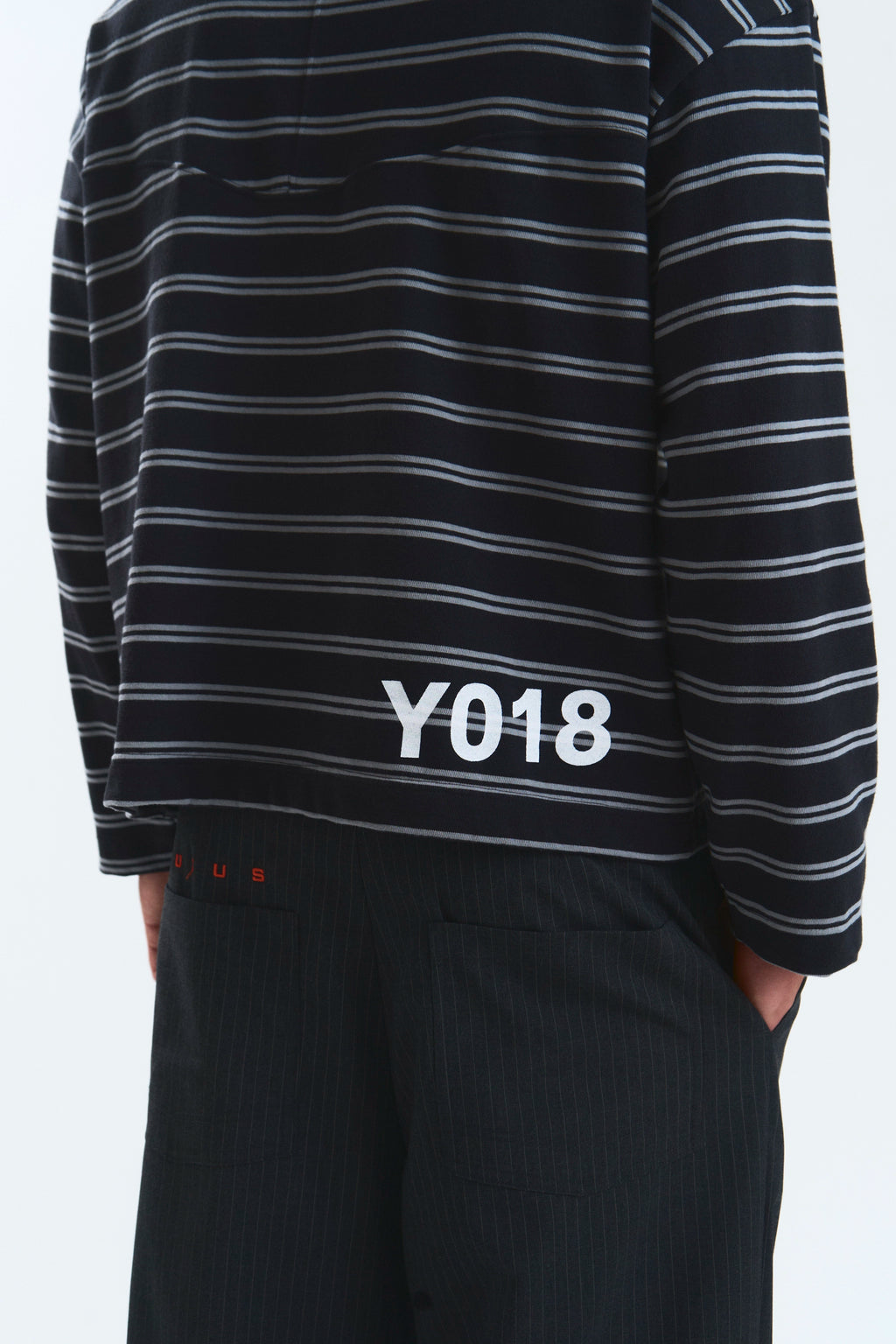 CRATER "HONGDAE" LONGSLEEVE GREY