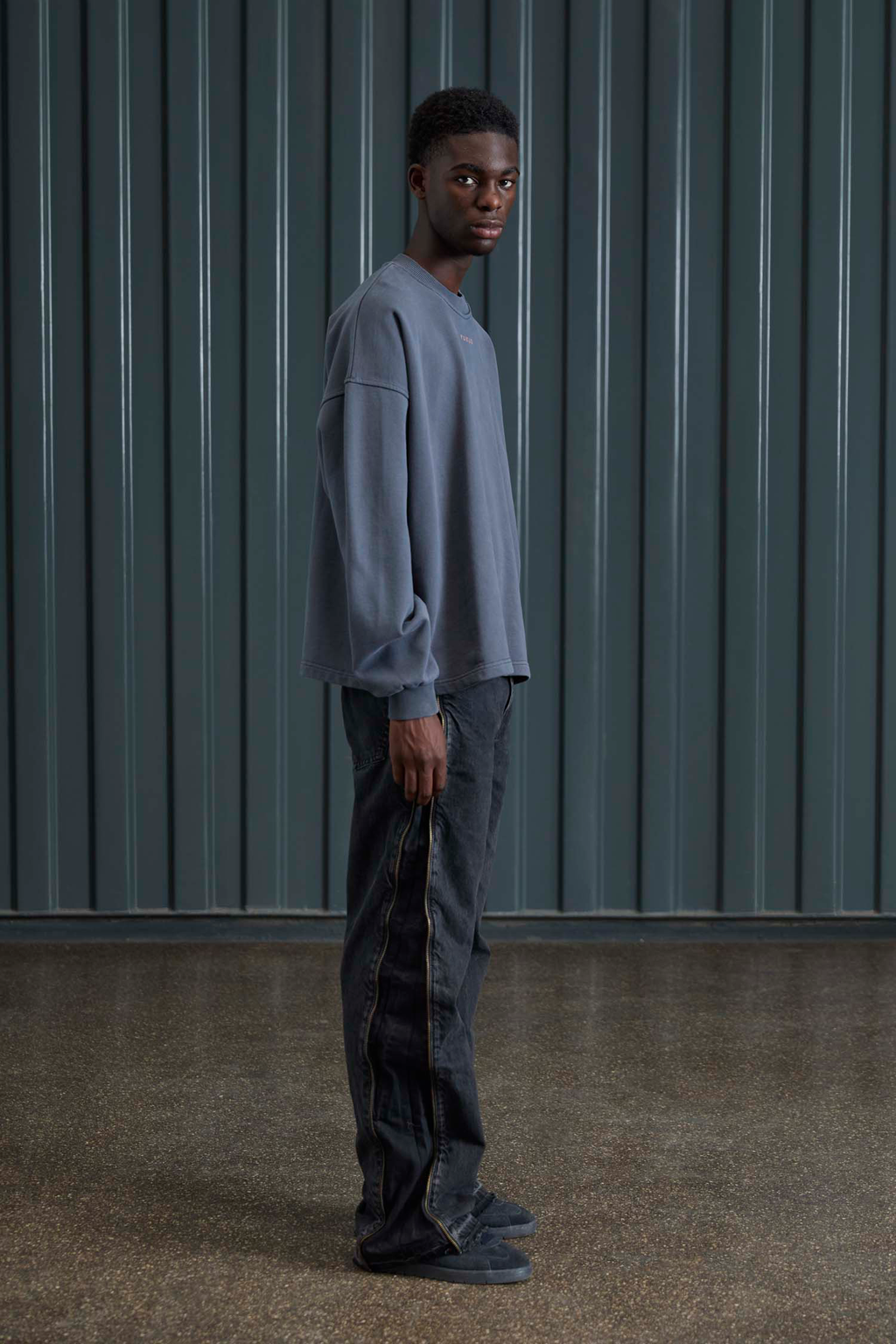 WHEEL "VANGUARD" CREWNECK