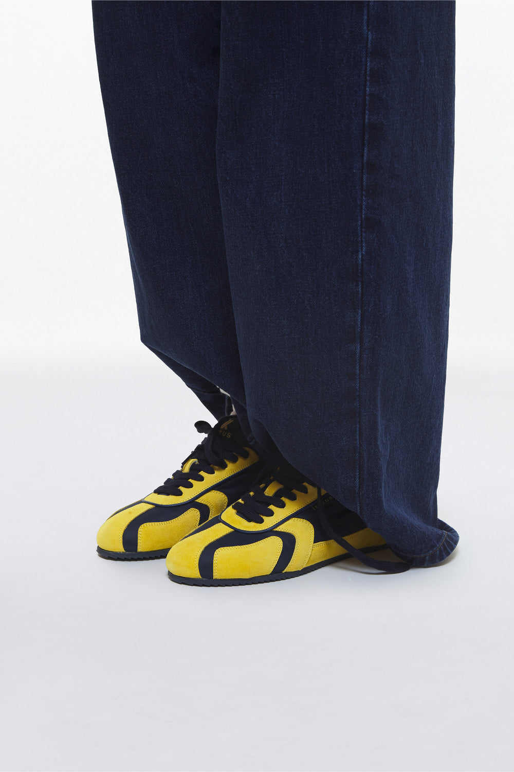 GOLDEN "NYX" SNEAKERS