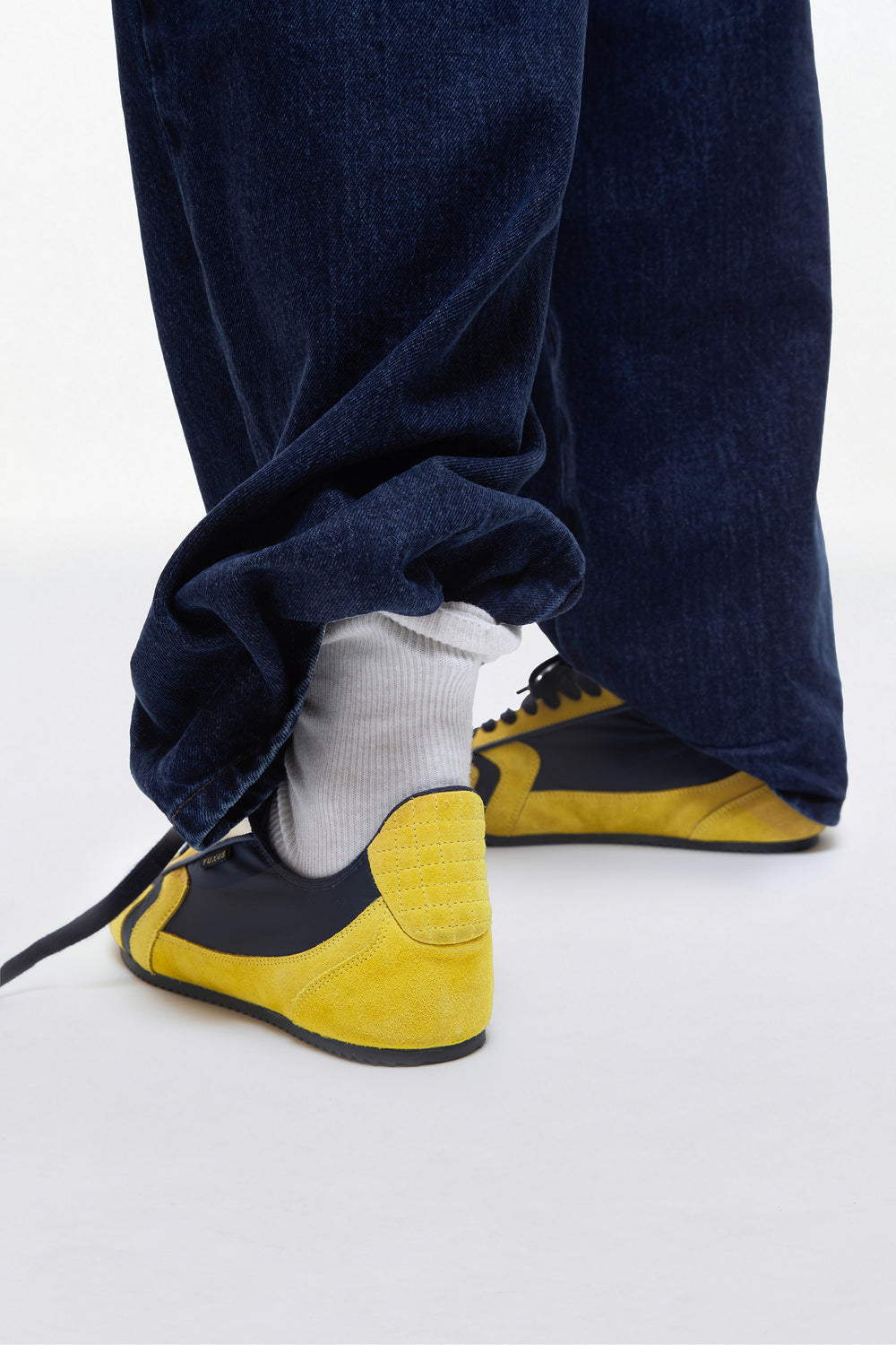 GOLDEN "NYX" SNEAKERS