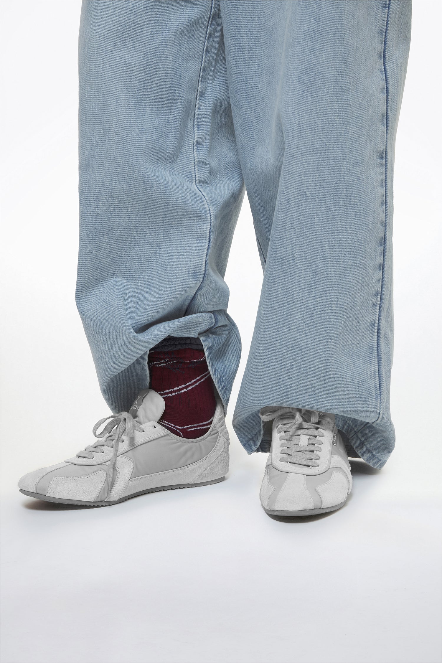 DUST "NYX" SNEAKERS