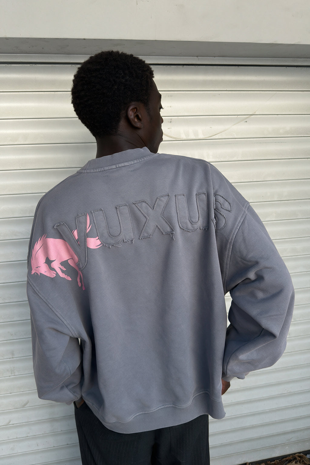 NEAT CREWNECK GREY