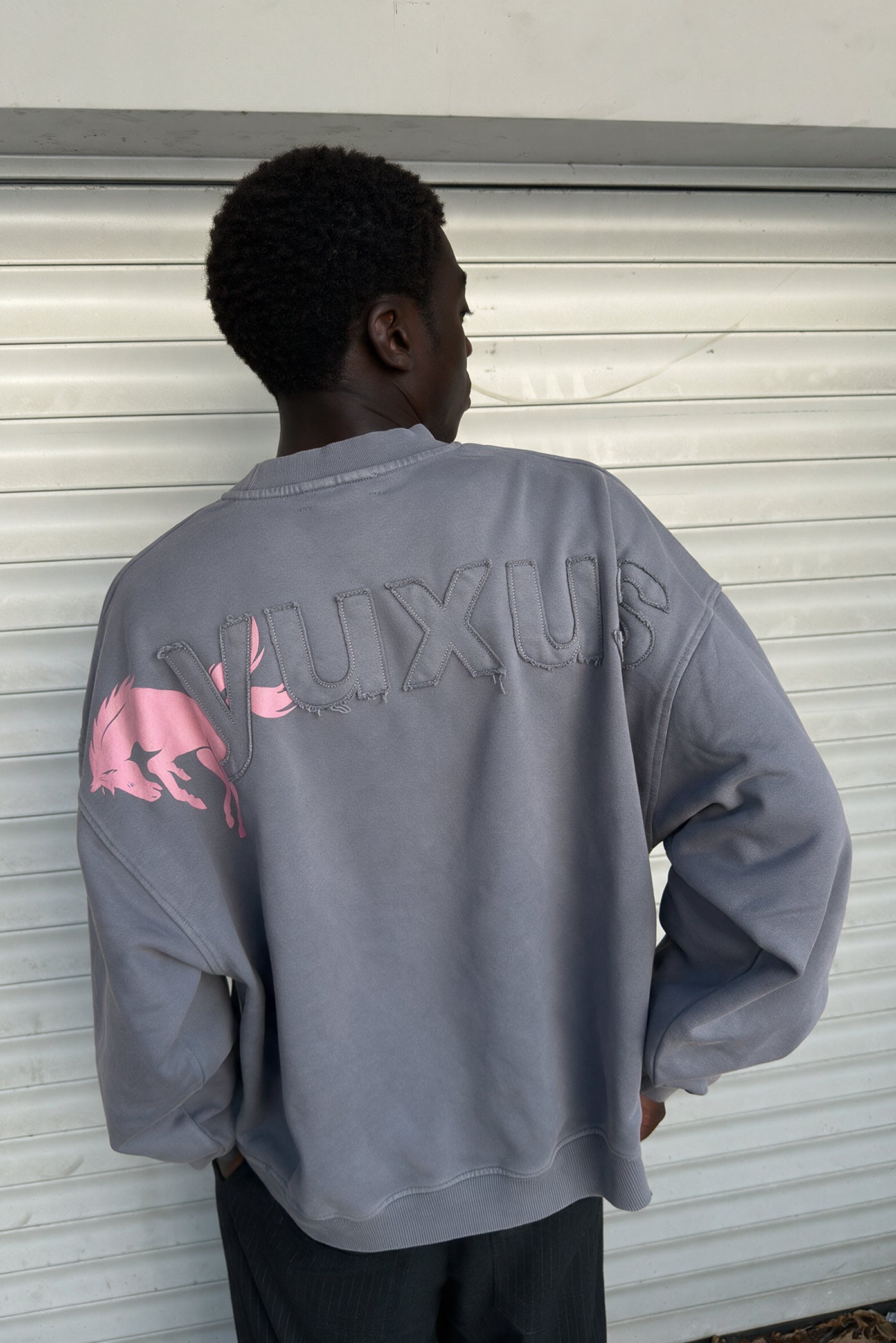 NEAT CREWNECK GREY