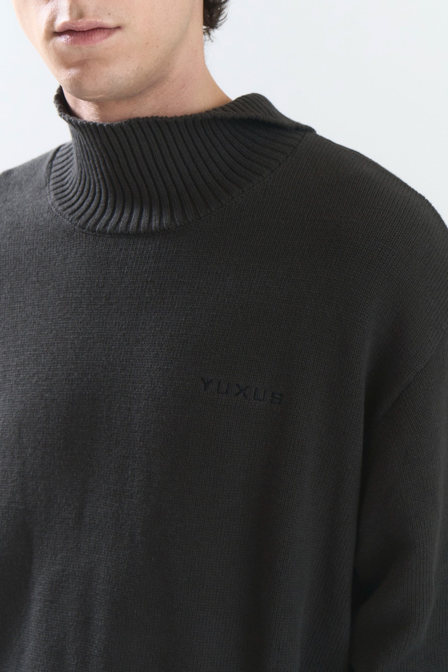 QUILT KNIT DARK GREY