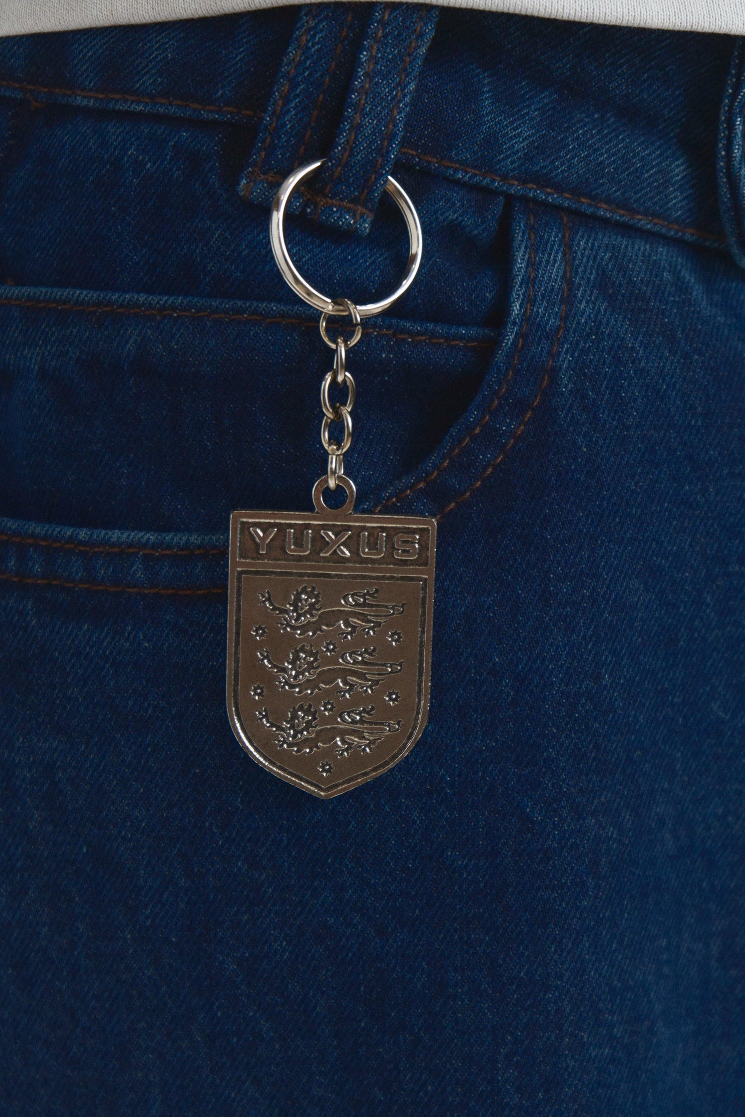 TILT KEYCHAIN GREY