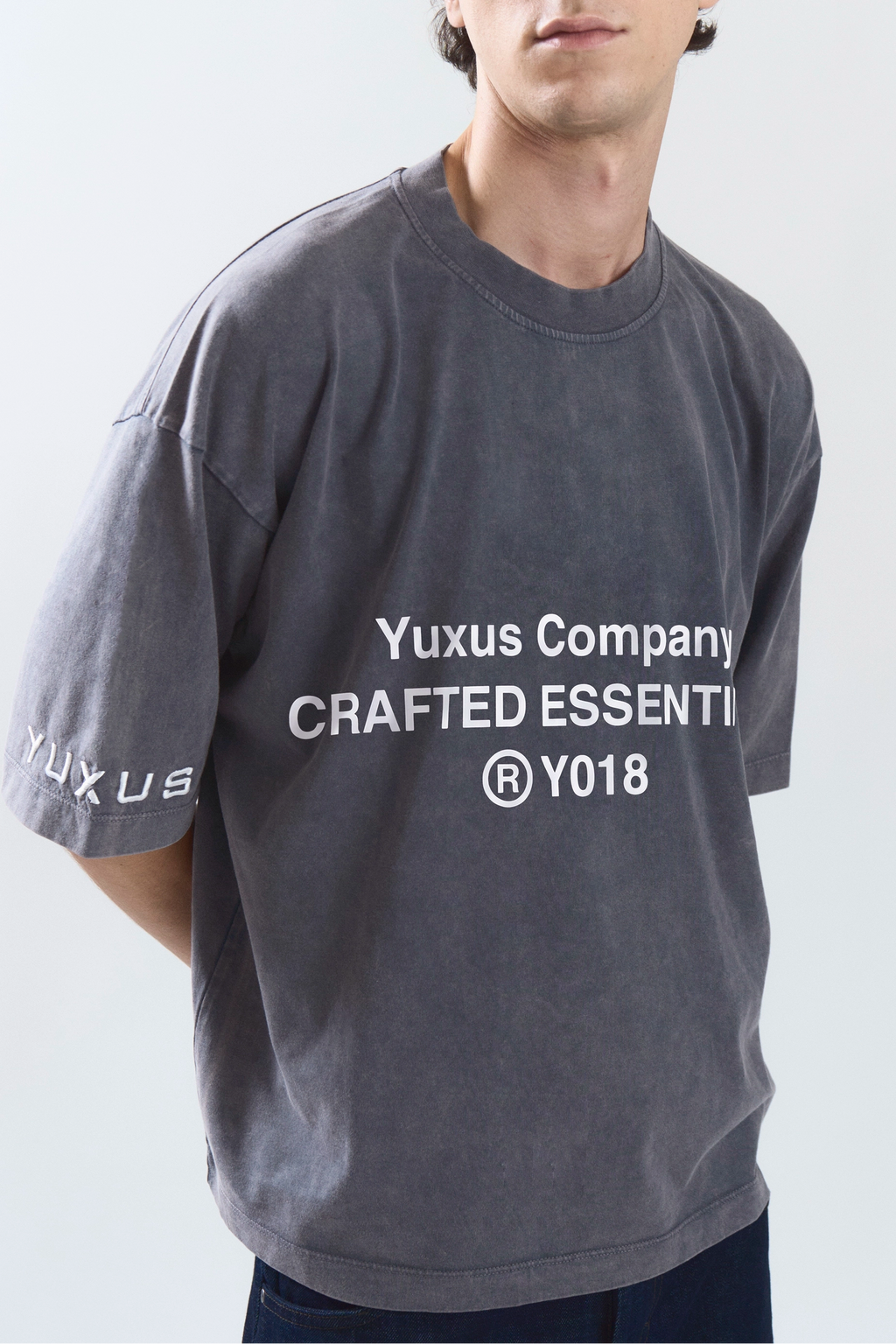 BASIC TEE GREY
