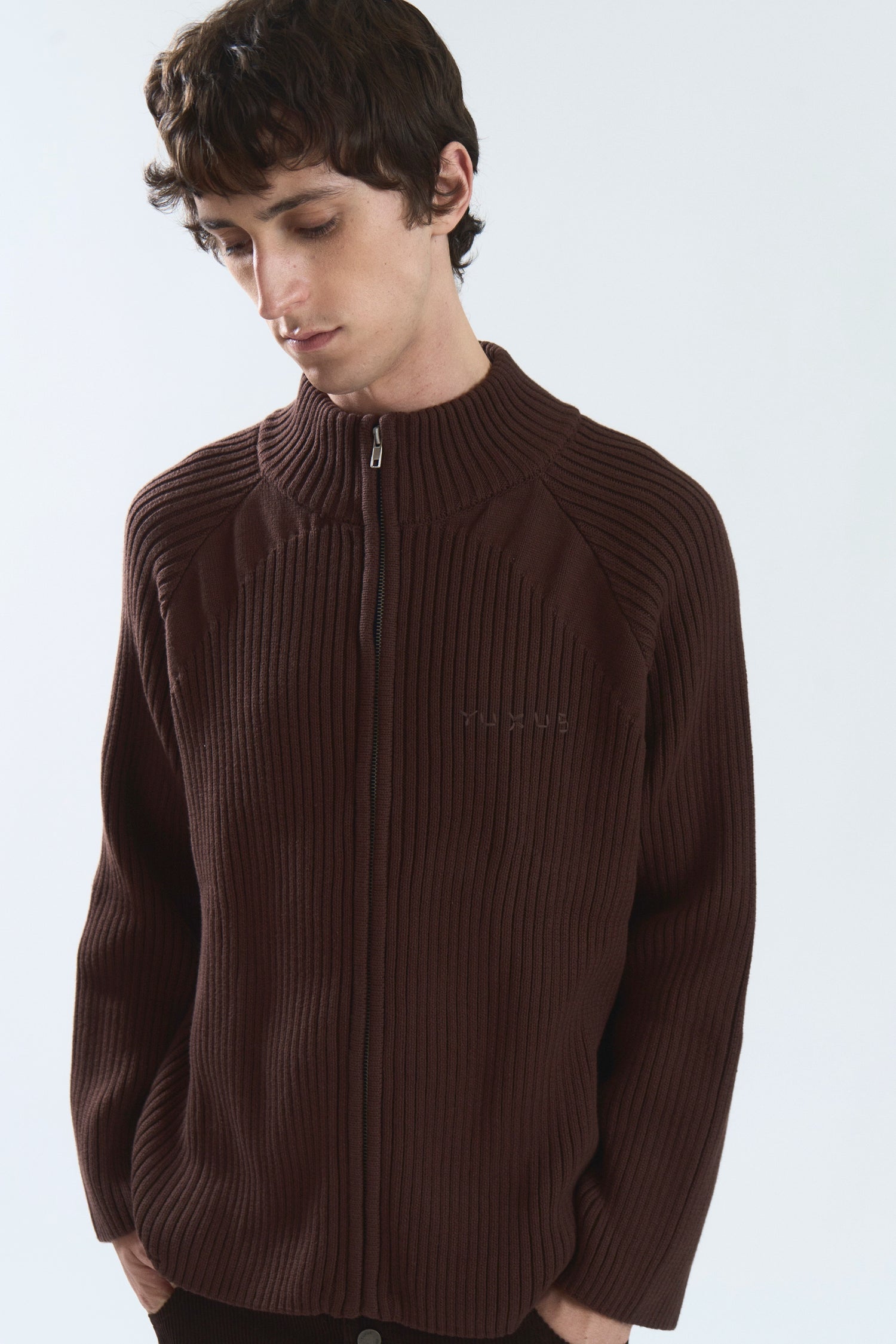 GRASP KNIT BROWN